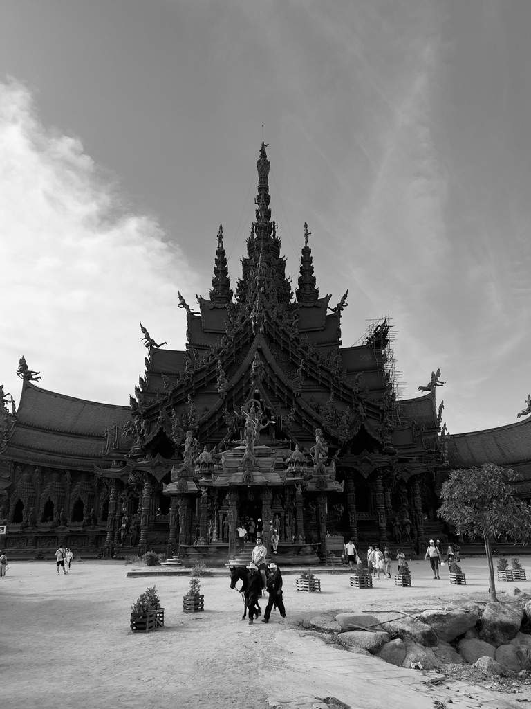 PATTAYA – THE SANCTUARY OF TRUTH